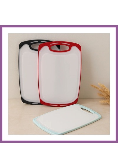 Bezos 40x24 Cm Plastik Kesim Panosu - Kaymaz Silikon Kenarlı, 10 Mm Rengaren Kaymaz Silikon Kenarlı, Mm