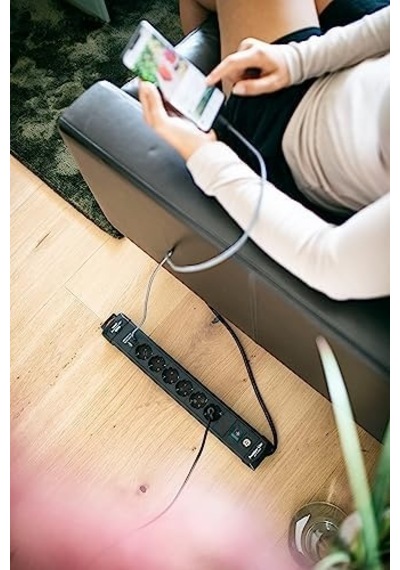 Usb Şarj İşlevli Premium 6 Soketli Priz 3 Mt Siyah 1