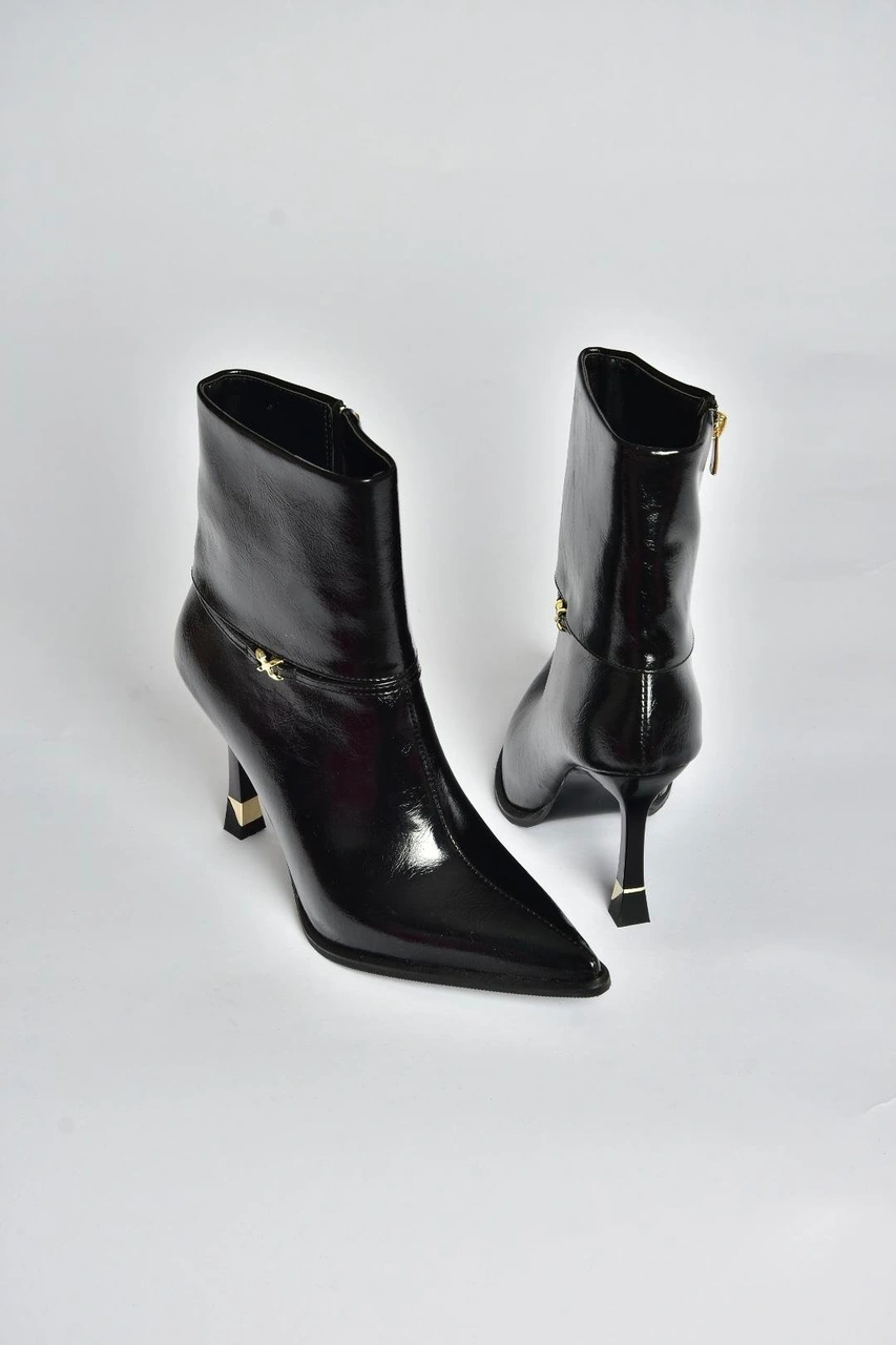 Fox Shoes V820200760 Siyah Rustik İnce Topuklu Kadın Bot Siyah-rustik