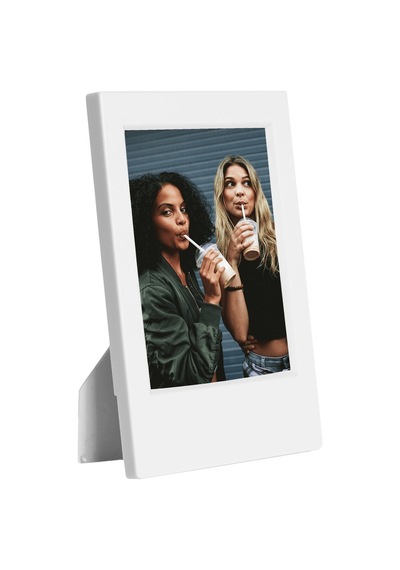 Fujifilm Instax Mini 12 Fotoğraf Makinesi + Çerçeve + Deri Kılıf Beyaz