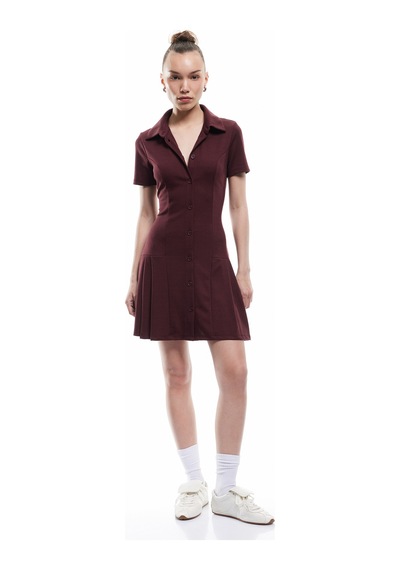 Koton Pileli Mini Düğmeli Kısa Kollu Viskon Karışımlı Polo Yaka Elbise Bordo 5sal80132ık Bordo Koton Pileli Mini Düğmeli Kısa Kollu Viskon Karışımlı Polo Yaka Elbise Bordo 5sal80132ık Bordo