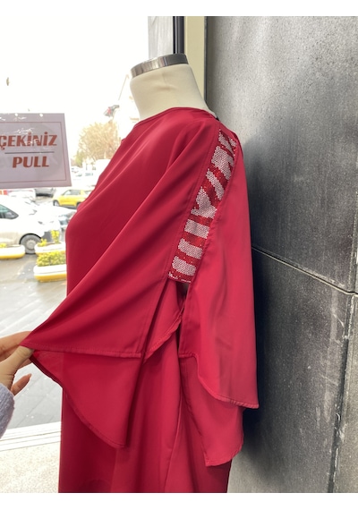 Pera Moda Yanları Boncuklu Zarif Kollu Uzun Oversize Büyük Beden Kadın Gömlek Kırmızı