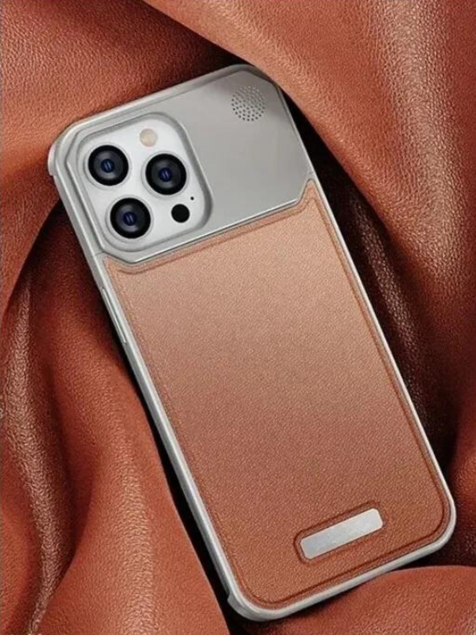 Therock 15 Pro Max Magsafe Özellikli Alüminyum Alaşımlı Hakiki Deri,kokulu Metal Kızaklı Telefon Kılıfı Açık Kahverengi
