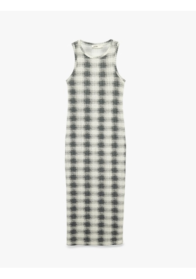 Koton Slim Fit Bisiklet Yaka Midi Boy Ekose Bodycon Elbise Altın Çizgili 6sak80061uk