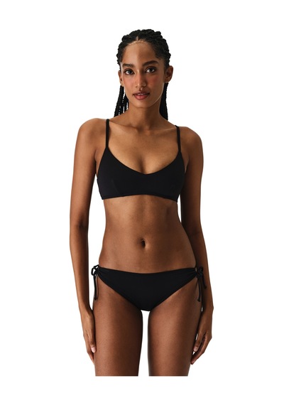 Penti Siyah Front V Bikini Üstü