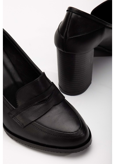 Analin Shoes Kadın Hakiki Deri Saraçlı Klasik Topuklu Ayakkabı Siyah