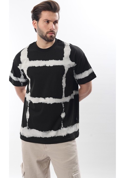 Madmext Siyah Bisiklet Yaka Baskılı Basic Erkek T-shirt E7109 Siyah