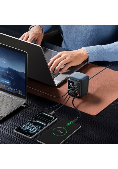 Wiwu Wi-g039 Gan Teknolojili Type-c Kablolu 4 Portlu Masaüstü Çoklu Şarj İstasyonu 100w Siyah