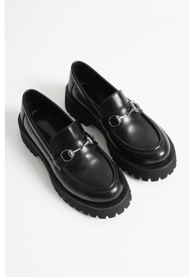 Trendella Toka Detaylı Siyah Günlük Loafer Ayakkabı Tr10ms04a