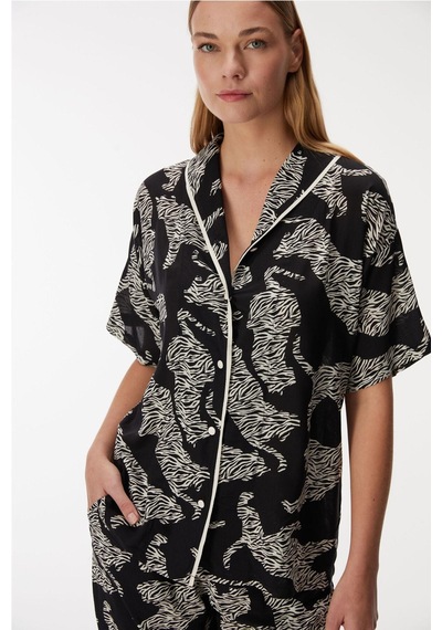 Anıl Zebra Kadın Kısa Kollu Önden Düğmeli Gömlek Pijama Takım Siyah