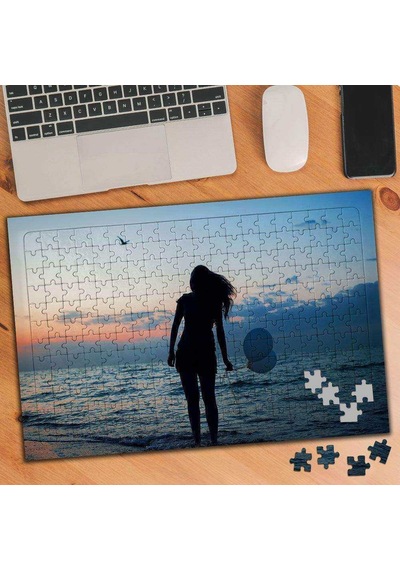 Balon Tutan Kız-deniz 240 Parça Puzzle Yapboz-024954