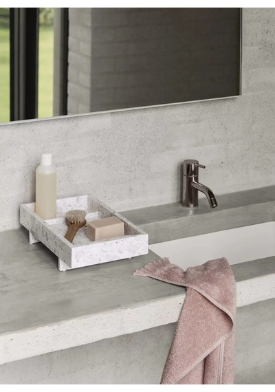Abento 30x18 Cm Mermer Ayaklı Dekoratif Tepsi Skulptürel Tasarım Beyaz