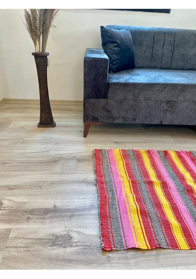 Ayyıldızel Dokuma Kilim