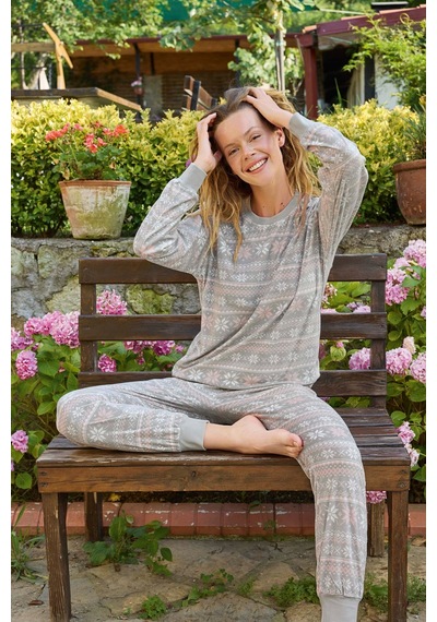 Aydoğan Kadın Pijama Takımı İnce Kadife Uzun Kollu Açık Gri