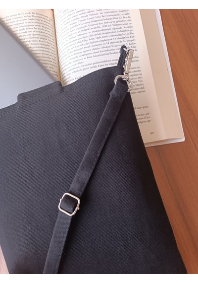 Aksesuarsepeti El Yapımı Cepli Ayarlanabilir Askılı, Kılıf Çanta, Tablet Kılıfı, Kitap Çantası, Organizer Çanta, Siyah