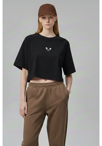 Soft&Basic Kadın Nakışlı Regular %100 Organik Pamuk Yuvarlak Yaka Kısa Crop T-shirt Siyah