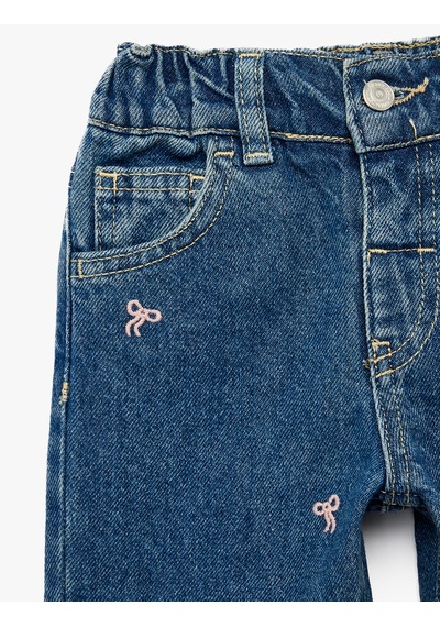 Koton Pamuklu Fiyonk Nakış Detaylı Denim Pantolon Orta İndigo 7wmg40001ad