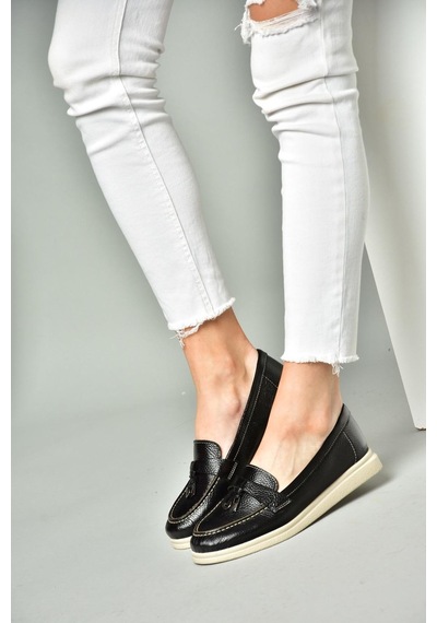 Fox Shoes P555014103 Siyah Hakiki Deri Kadın Ayakkabı Siyah