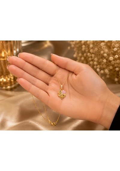 Gold Pembe Yonca Altın Kolye