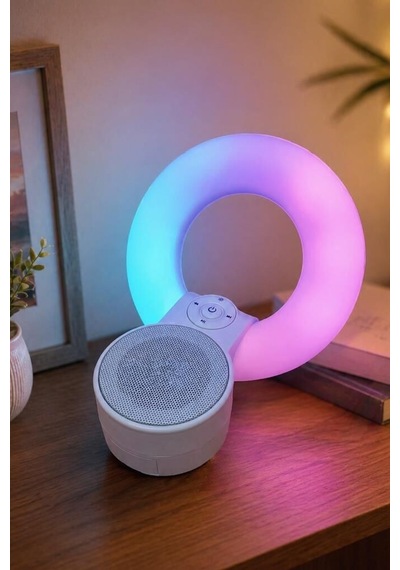 Özel Üretim Arkadaş Oda Masa Bluetooth Hoparlör Rgb Işıklı Kablosuz Speaker D65 Beyaz