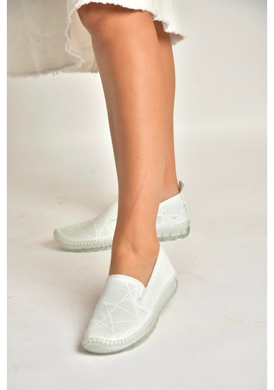 Fox Shoes Y555117003 Beyaz Hakiki Deri Comford Ortopedik Taban Kadın Ayakkabı Beyaz
