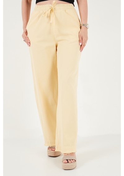 Lela Pamuklu Belden Bağlamalı Yüksek Bel Geniş Paça Cepli Regular Fit Pantolon Bayan Pantolon 668yp4760 Sarı Lela Pamuklu Belden Bağlamalı Yüksek Bel Geniş Paça Cepli Regular Fit Pantolon Bayan Pantolon 668yp4760 Sarı