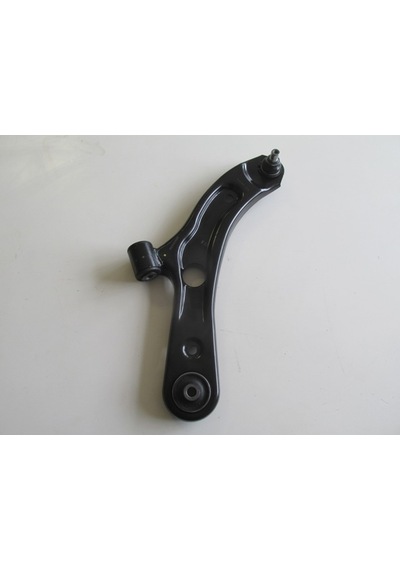 Suzukı Swıft- 05/11 Ön Alt Tabla Sağ Salıncak Burçlu/rotilli Sh