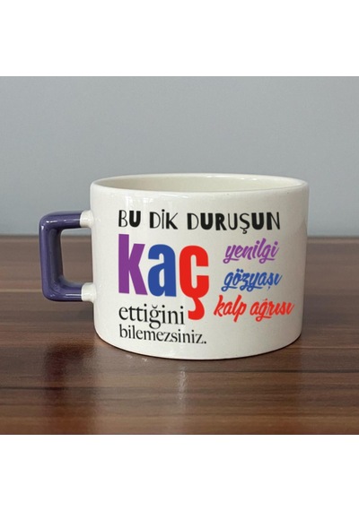 Bu Dik Duruşun Baskılı Kadınlar Günü Mor Kulplu C Fincan