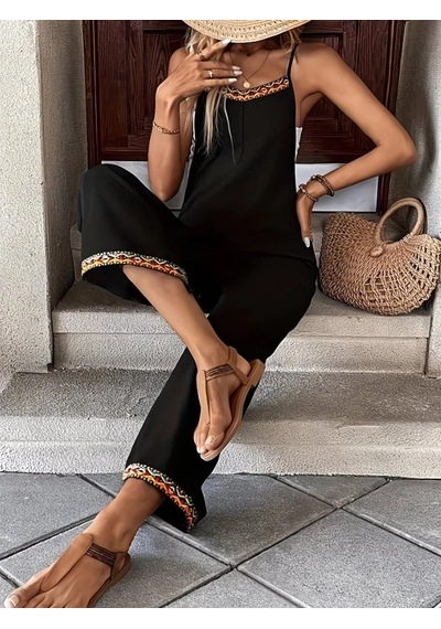 Defymoda Kadın Ip Askılı V Yakalı Etnik Serit Desenli Cep Detaylı Janjan Krep Tulum Siyah