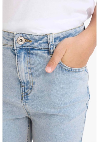 Defacto Ayıcılıklı Slım Fıt Düz Paça Jean Pantolon Erkek Çocuk F8478A826SM Mavi