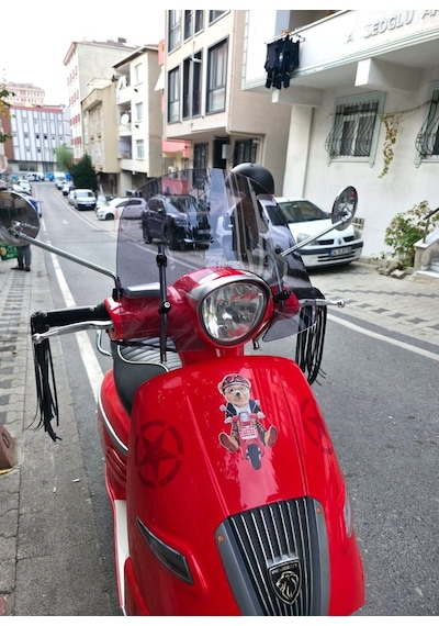 Motocam Arora Malibu 125 Ön Cam 2017-2026 Model 37cm Füme Renkli 4mm Aparatsız