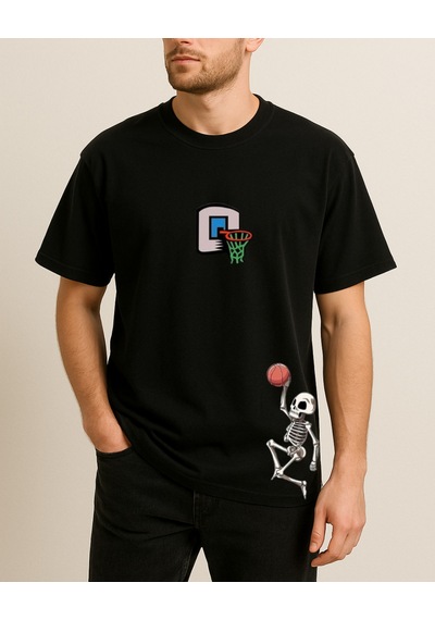 Basketbol Oynayan Kuru Kafa Baskılı T-shirt Siyah