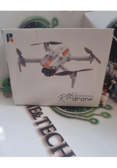 R06 Drone 360 Derece Roll Gprs Li Çift Bataryalı Ekranlı Kumanda Kulaklık Hediyeli