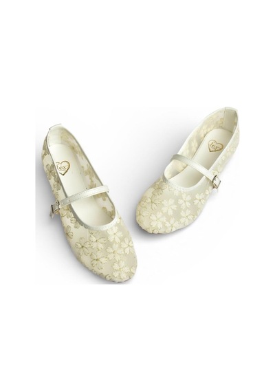 Fox Shoes Y726711415 Beyaz File Çiçek Motif İşlemeli Kadın Babet Beyaz