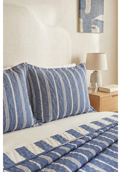 Ocean Home Textile Pamuklu Kapitoneli Lacivert Renk Çizgi Desen Çift Kişilik Yatak Örtüsü Seti 1 Adet 250 X 230 / 2 Adet 50 X 70 Cm