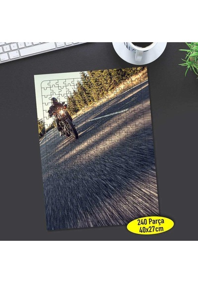 Motorsiklet Tutkunu 240 Parça Puzzle Yapboz-101163507