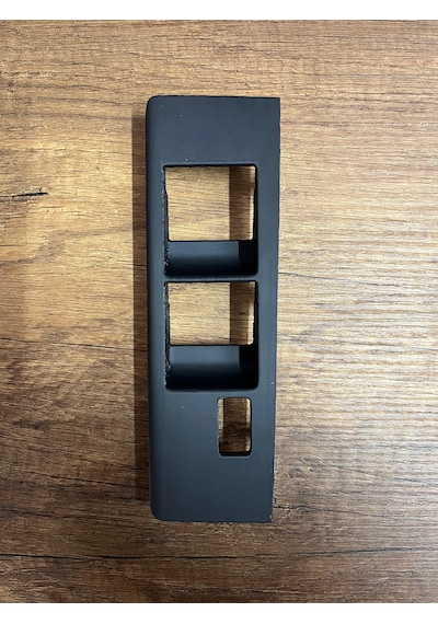 Nissan Navara 2006 - 14 Ön Sol Cam Tuş Çerçevesi -