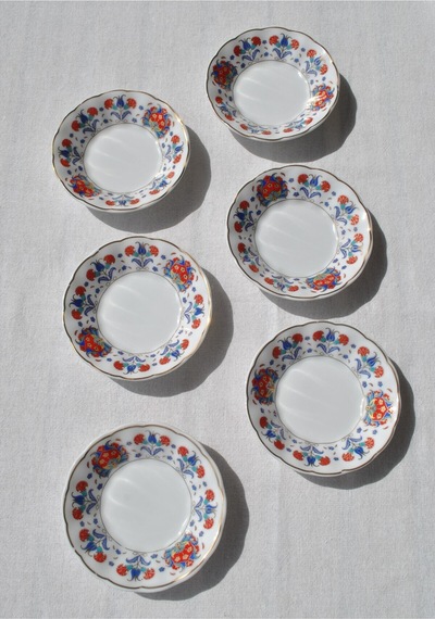 6'lı Porselen Çay Tabağı Etnik Vintage Çini Motifli Çay Tabak 10 Cm - Ahura Kırmızı