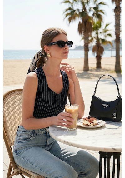 Lela Slim Fit Kalp Yaka Düğmeli Kalın Askılı Crop Bayan Yelek 5865497 Lacivert Çizgili