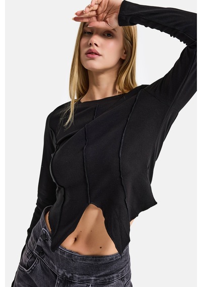 it's basic Kadın Siyah Renk W5 Asimetrik Kesim Crop Fit Tasarım Body