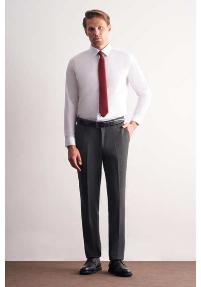 İmza Beyaz Klasik Yaka Uzun Kol Cepsiz Slim Fit Basic Pamuklu Gömlek 1004255057 Beyaz İmza Beyaz Klasik Yaka Uzun Kol Cepsiz Slim Fit Basic Pamuklu Gömlek 1004255057 Beyaz