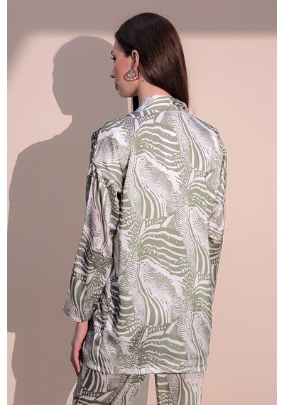 WeShaya Kadın Haki Safari Desen Yeni Moda Saten Çift Cepli Salaş Kimono Ceket - Tesettüre Uygun Haki