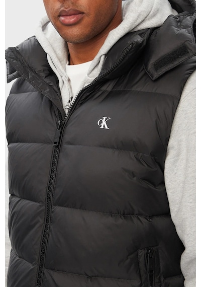 Calvin Klein Kapitoneli Çıkarılabilir Kapüşonlu Yaka Şişme Yelek Lv04rg514gub1 Erkek Yelek Lv04rg514g Ub1 Siyah Calvin Klein Kapitoneli Çıkarılabilir Kapüşonlu Yaka Şişme Yelek Lv04rg514gub1 Erkek Yelek Lv04rg514g Ub1 Siyah