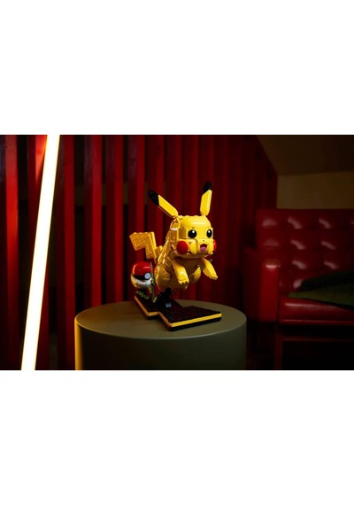 Lego 72152 Pokemon Pikachu And Pokeball