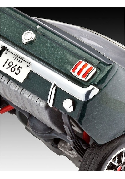 Revell Maket 1 24 1965 Ford Mustang 7065