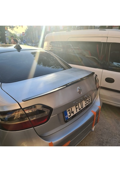 Renault Fluence Yarasa Spoiler Piano Black Universal Esnek, 124cm