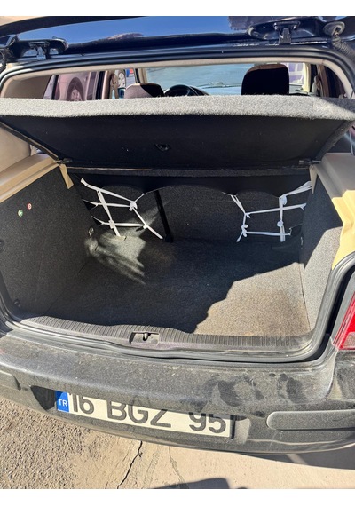 Golf 4 Uyumlu Bagaj Havuzu Siyah Renk 1997-2005 Yılları Arası