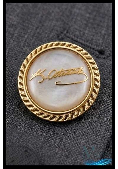 Mazen Beyaz Mineli Atatürk İmzalı Yaka Rozeti, Gold Metal, Kararmaz, Unisex Beyaz Mineli Altın Metal