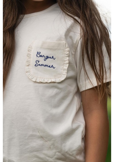 Antebies Pamuk, Sustainable, Krem Fırfırlı Cepli Nakışlı Kız Çocuk Tshirt Bej