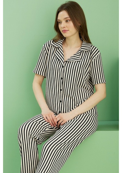 Siyah İnci Bürümcük Krınkıl Kumaş Örme Düğmeli Pijama Takım25118553 Çok Renkli